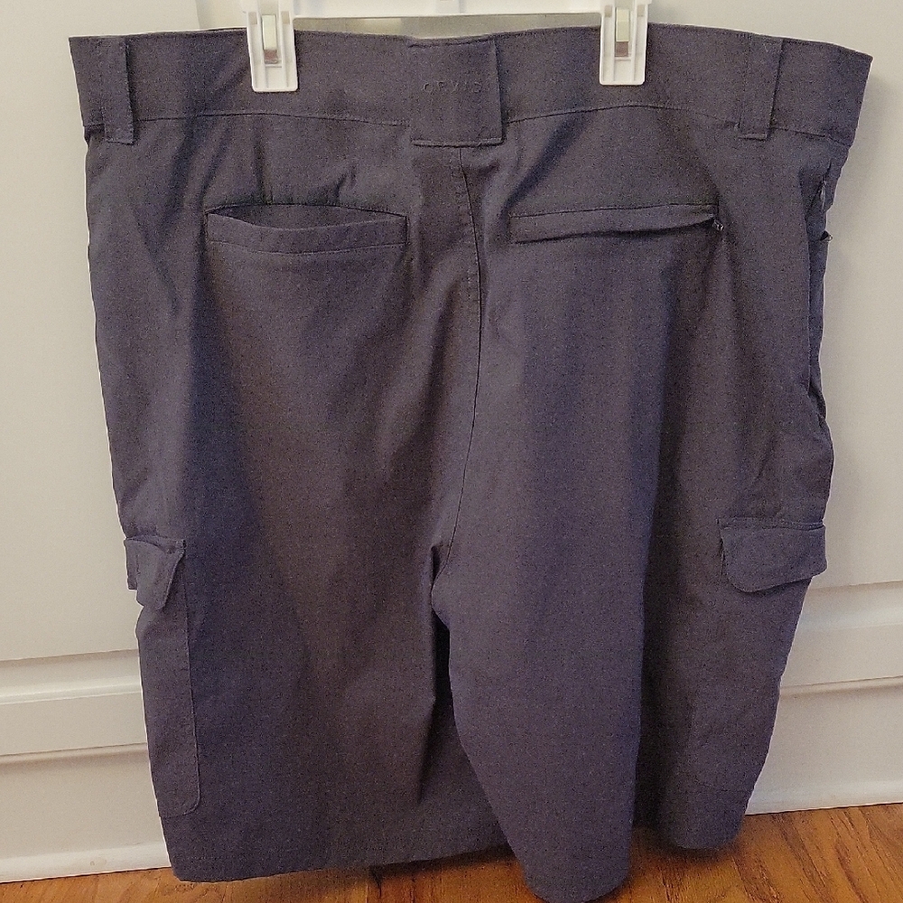 Orvis Men's Cargo Shorts - Dark Gray - Picture 3 of 3